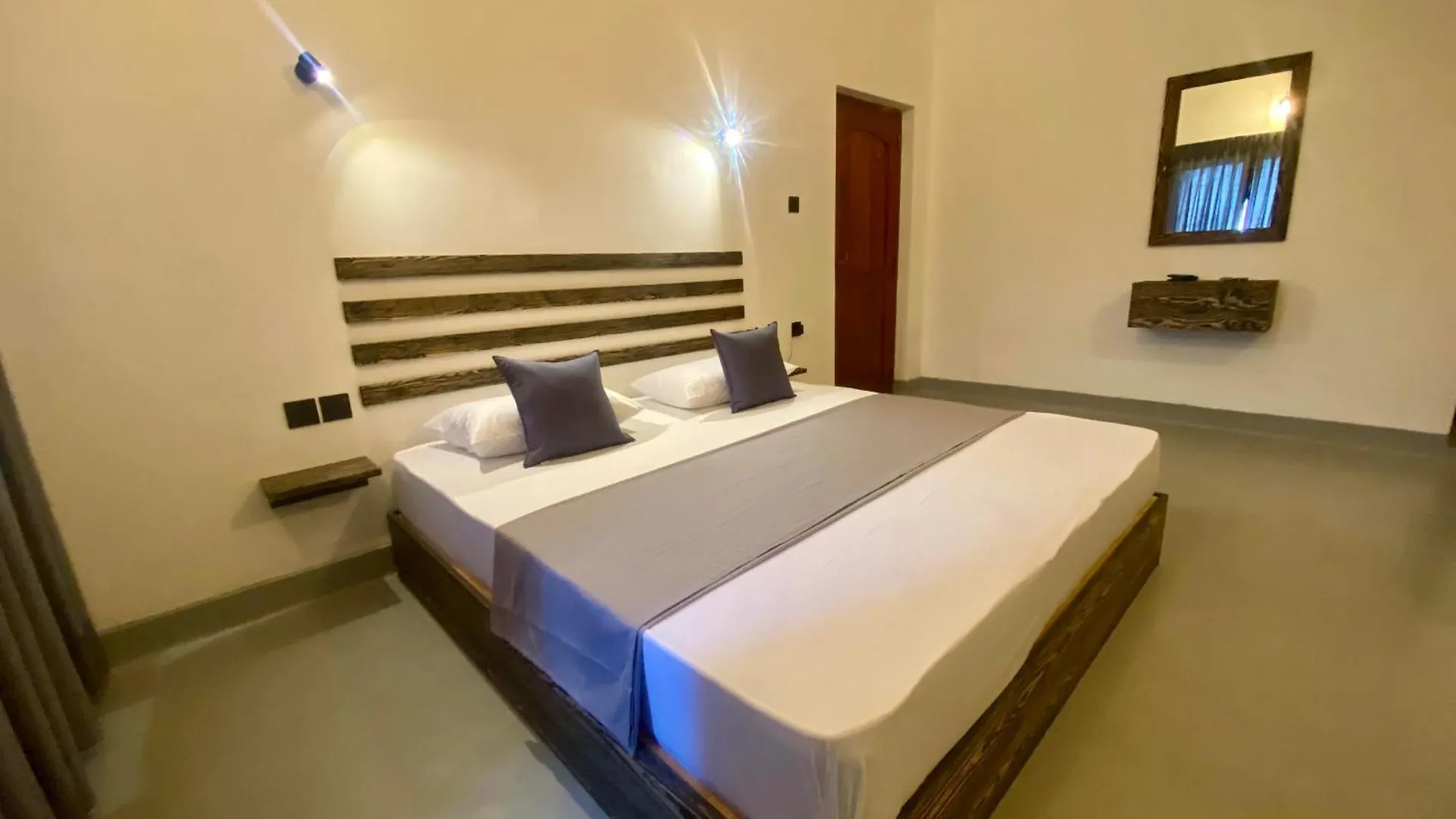 Sesatha Lake Kandy Guest house
