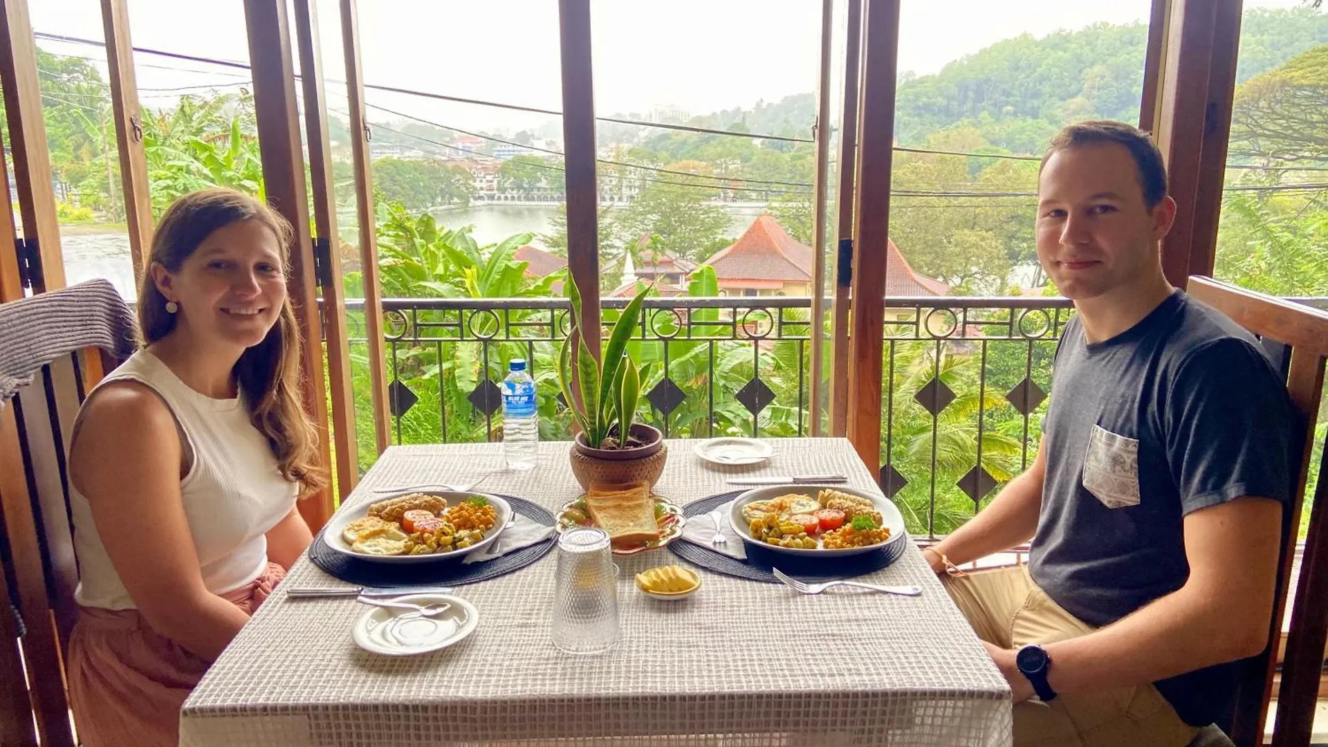 Sesatha Lake Kandy